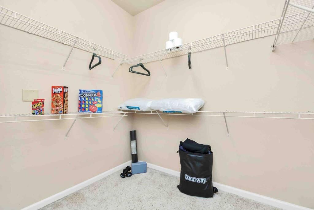 Modern Condo Near Texas Medical Center W Free Parking Houston Buitenkant foto